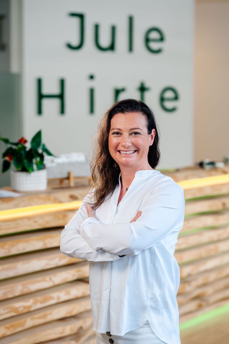 Dr. Jule Hirte in der Praxis